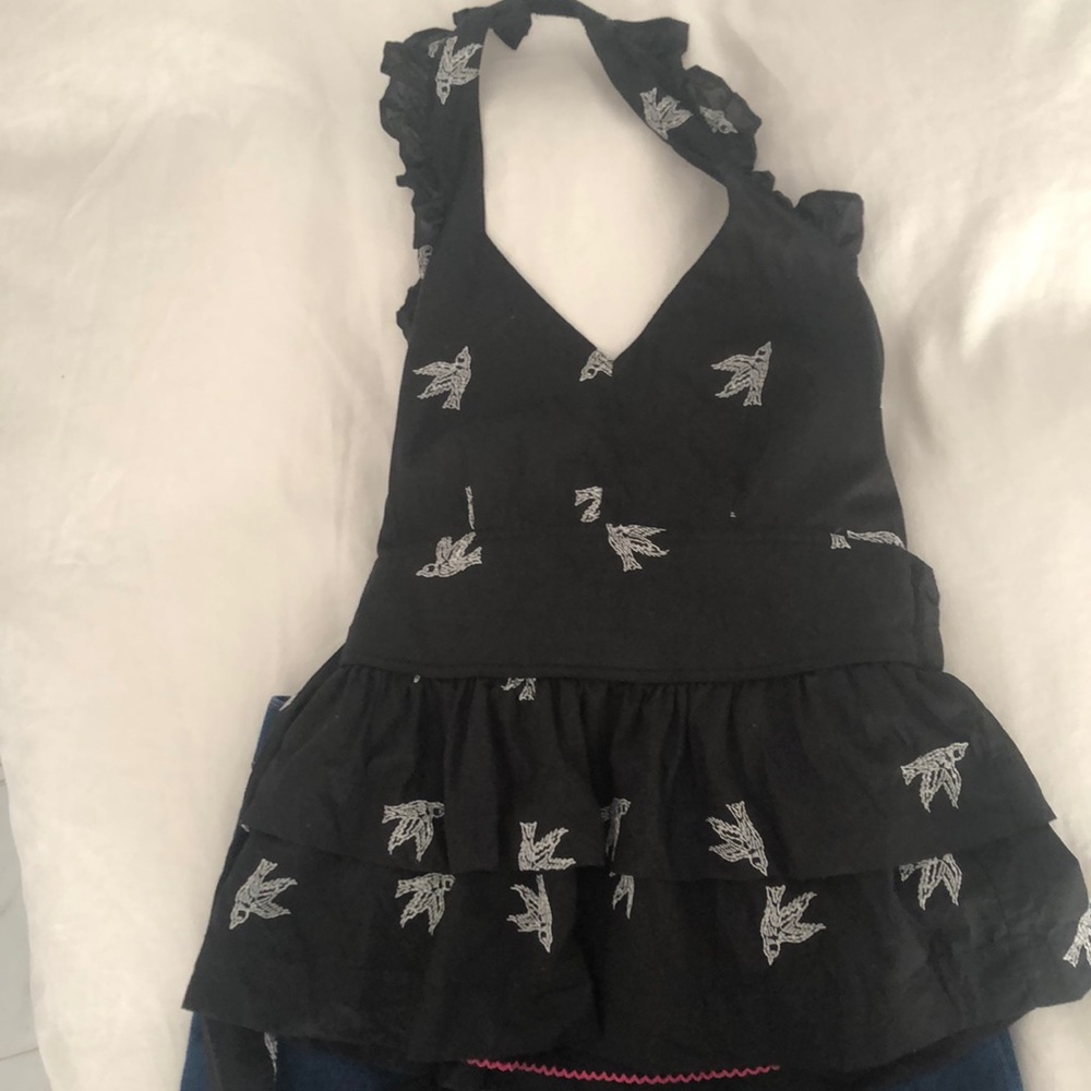 SOLD! 🦢 🌸 Bird embroidered halter top
